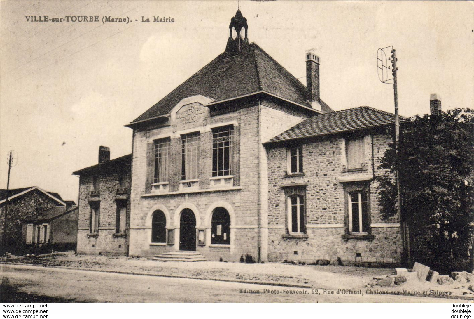 D51 VILLE SUR TOURBE La Mairie - Ville-sur-Tourbe