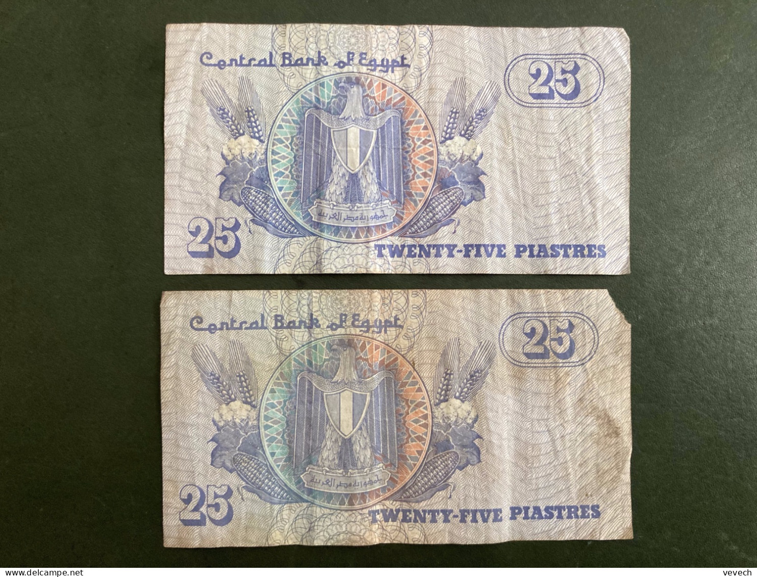 2 BILLETS AIGLE 25 PIASTRES USAGES PLIES - Egypte