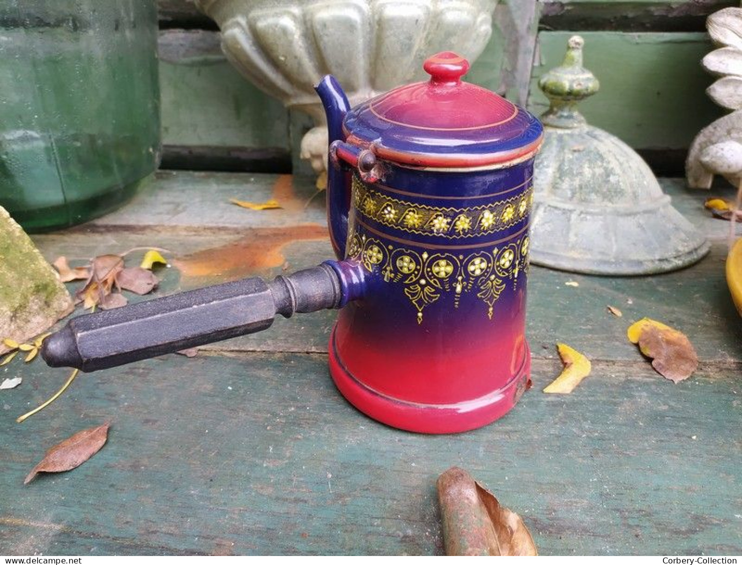 Rare Verseuse Cafetière Chocolatière Émaillée B.B Violet Foncé Dégradé Rouge