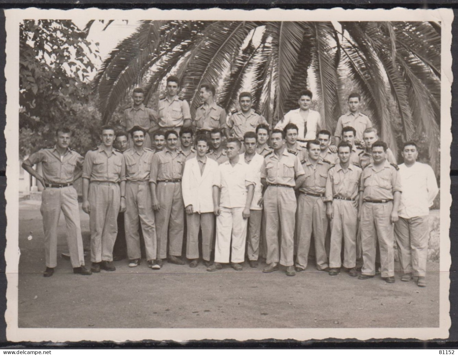 Militaria    Photo  De Groupe    AVIATION    Le 21 Déc 1957    Dim 115x85 - Aviazione