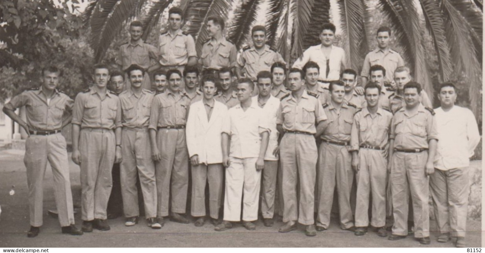 Militaria    Photo  De Groupe    AVIATION    Le 21 Déc 1957    Dim 115x85 - Aviazione