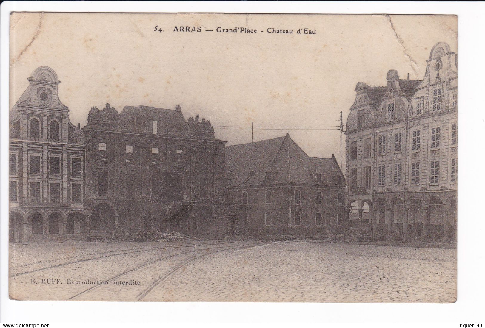 54- ARRAS - Grand'Place - Château D'eau - Arras