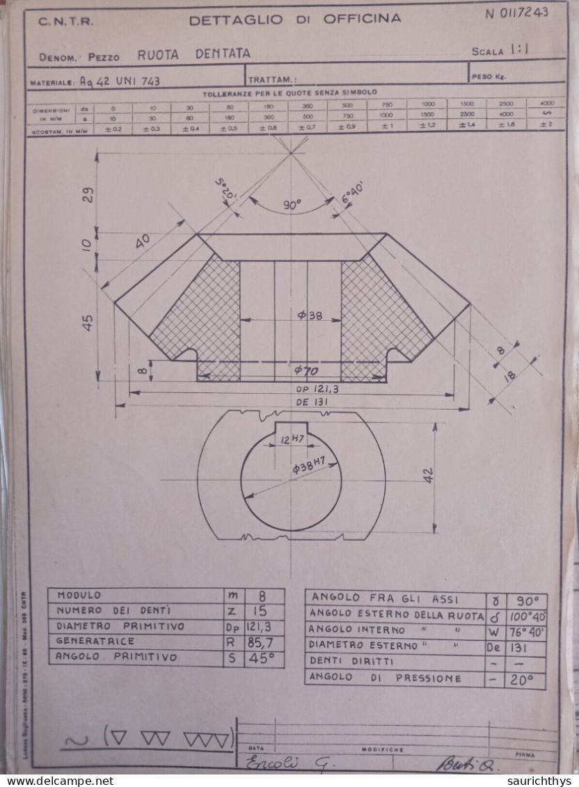 Cartella documenti Fiat 666 e vari disegni tecnici in schizzi originali e copie conformi d'epoca