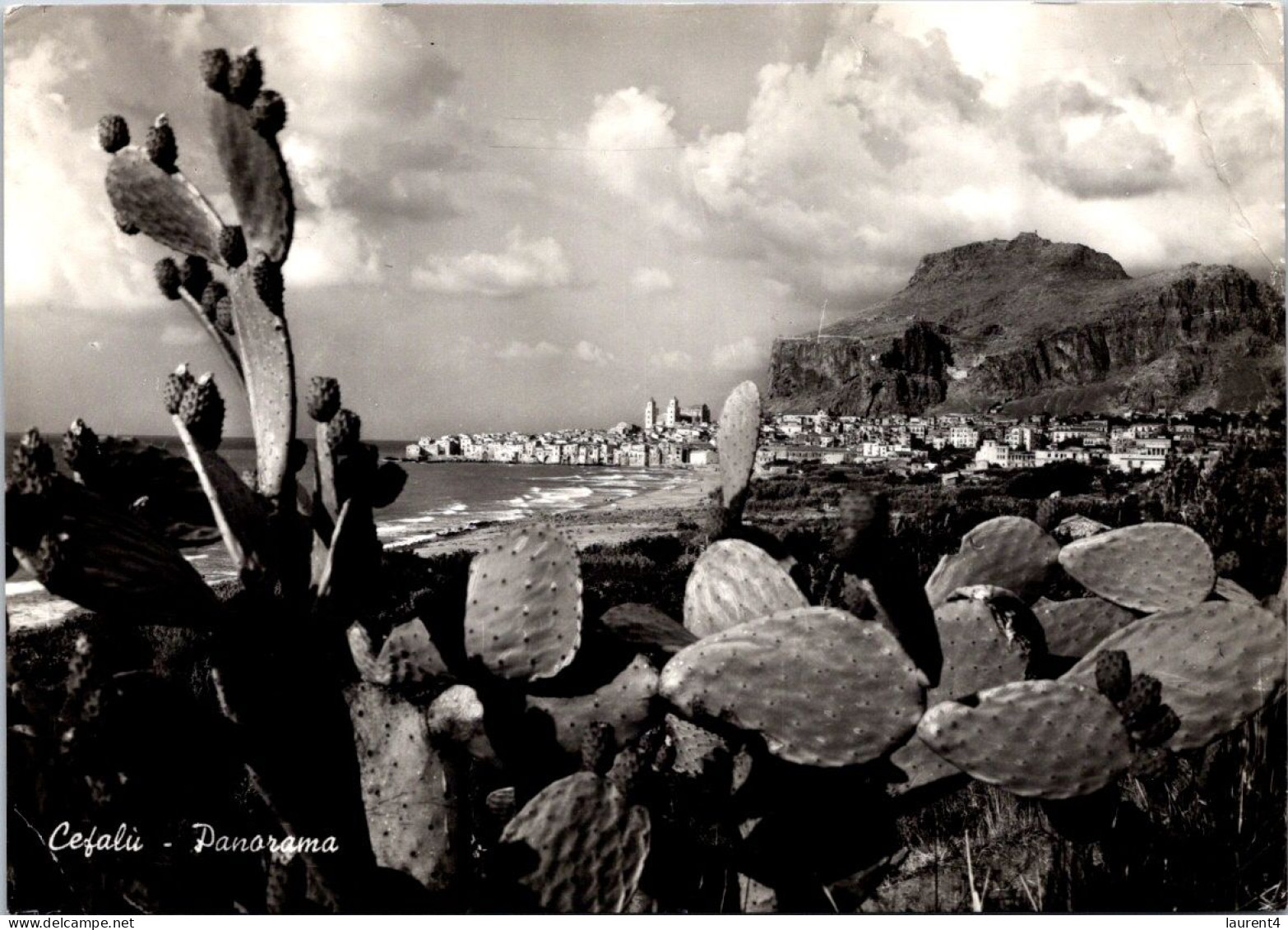 2-10-2023 (3 U 9) Italy - Cefalu (b/w) With CACTUS (posted To France 1967) - Cactus