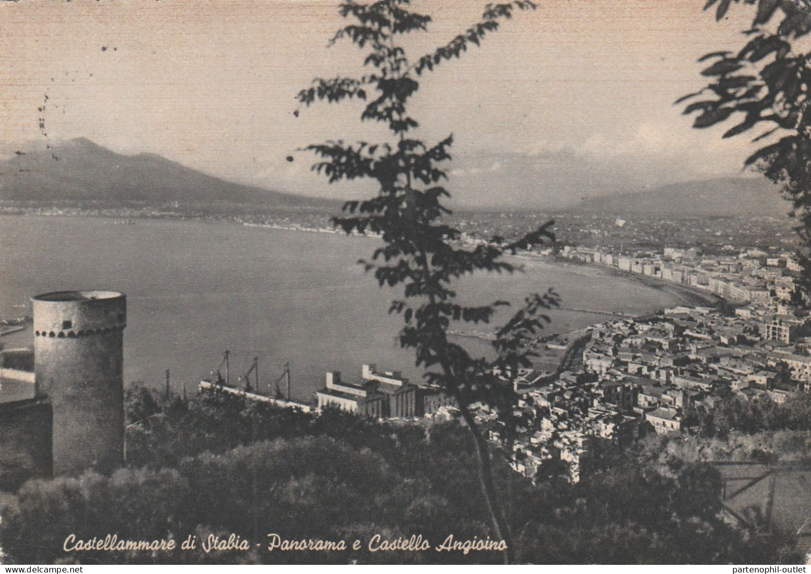 Cartolina - Postcard /  Viaggiata - Sent  / Castellammare Di Stabia - Veduta . ( Gran Formato ) - Castellammare Di Stabia