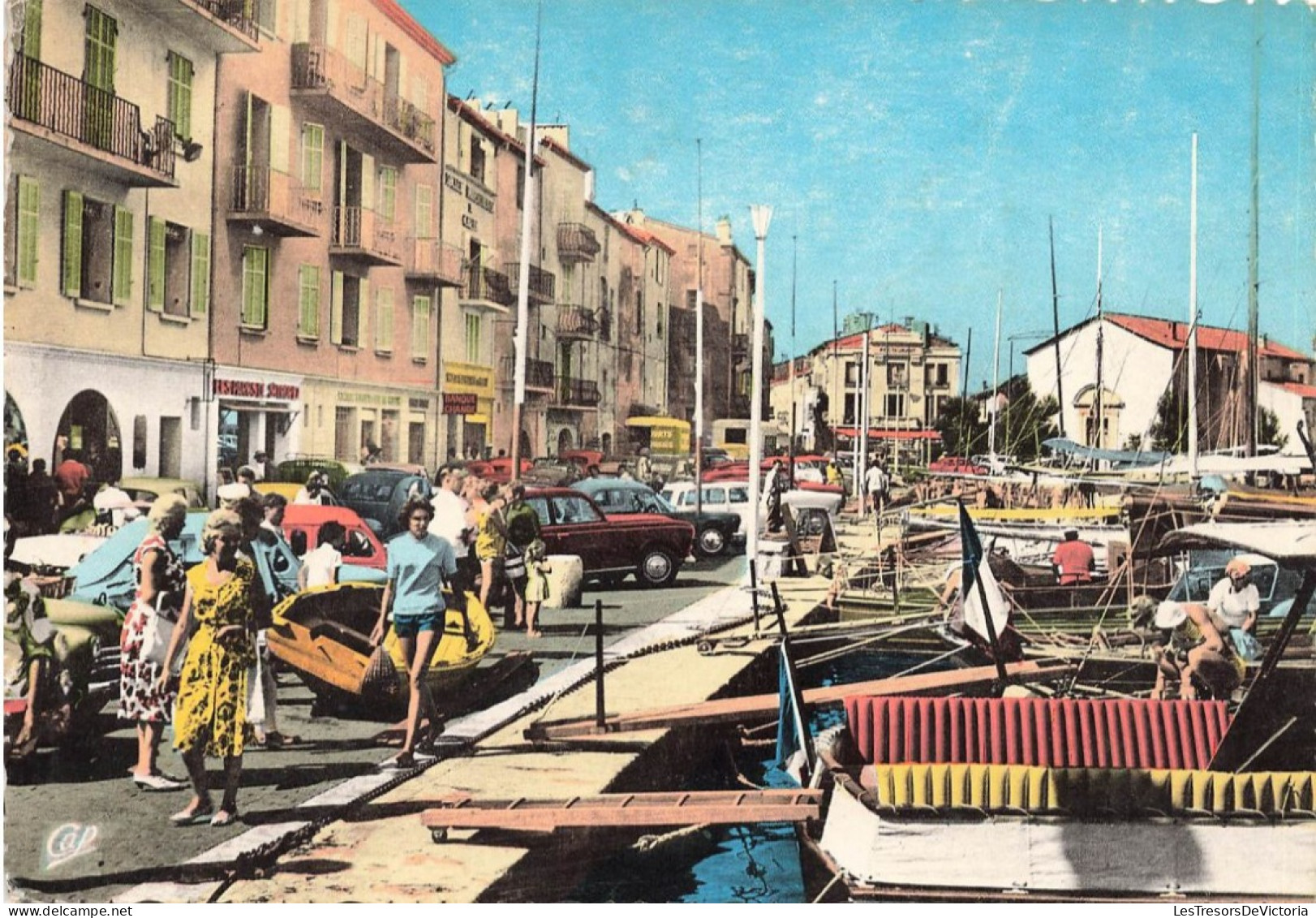 FRANCE - Saint Tropez - Un Coin  De Port Vers Le Musée De L'Annonciade - Colorisé - Animé - Carte Postale - Saint-Tropez