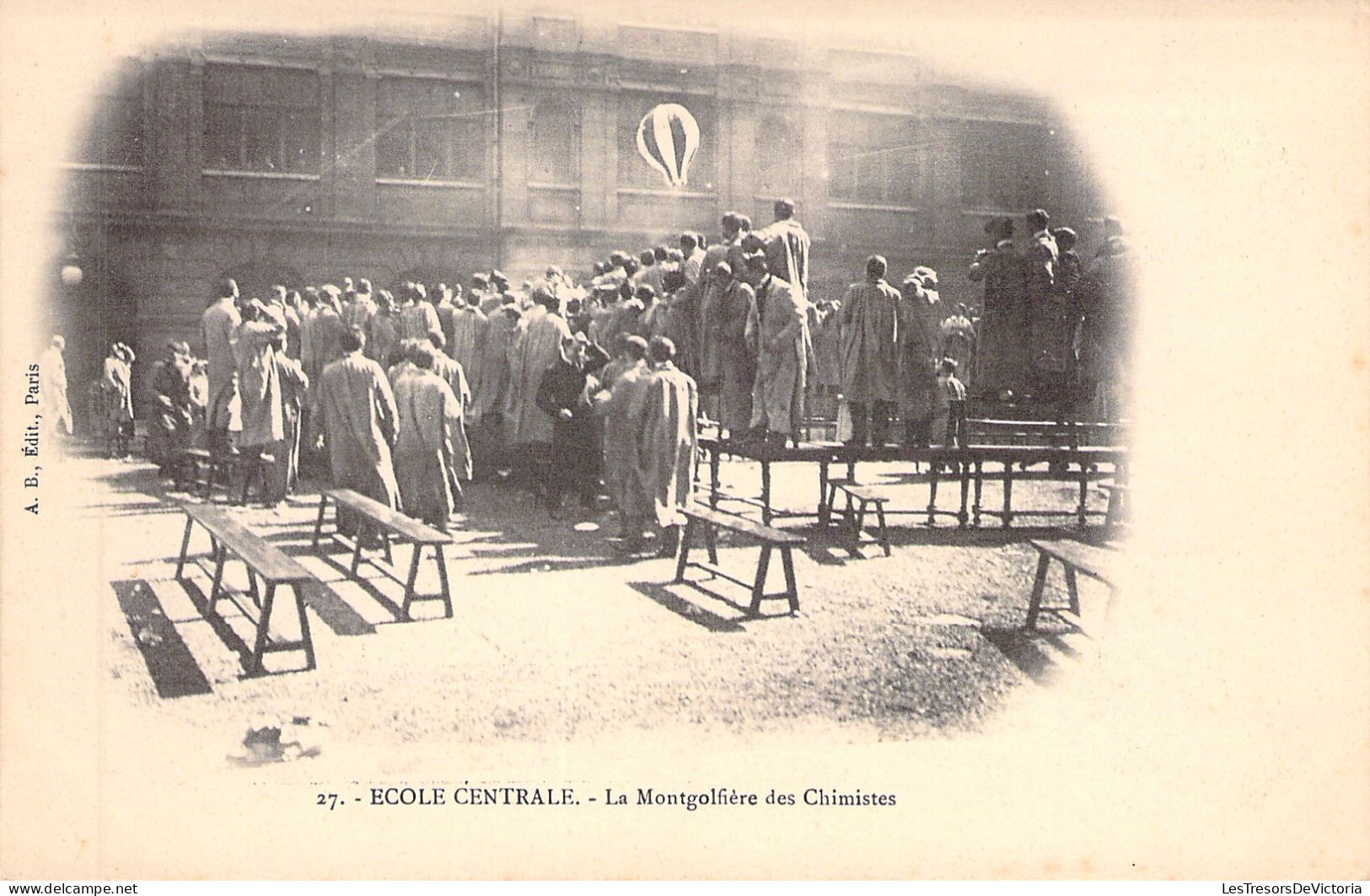 Ecole Centrale - La Montgolfiere Des Chimistes - A B Edit - Carte Postale Ancienne - - Ecoles