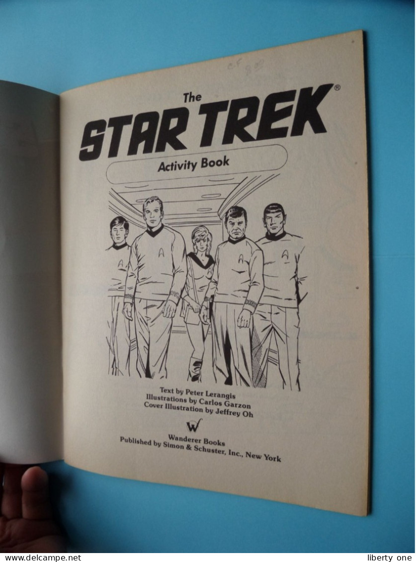 STAR TREK > 20 Years > 1966-1986 > A Wanderer Book Piblished By SIMON & SCHUSTER Inc. ( See Scans ) ISBN 0-671-63246-9 ! - Striptijdschriften