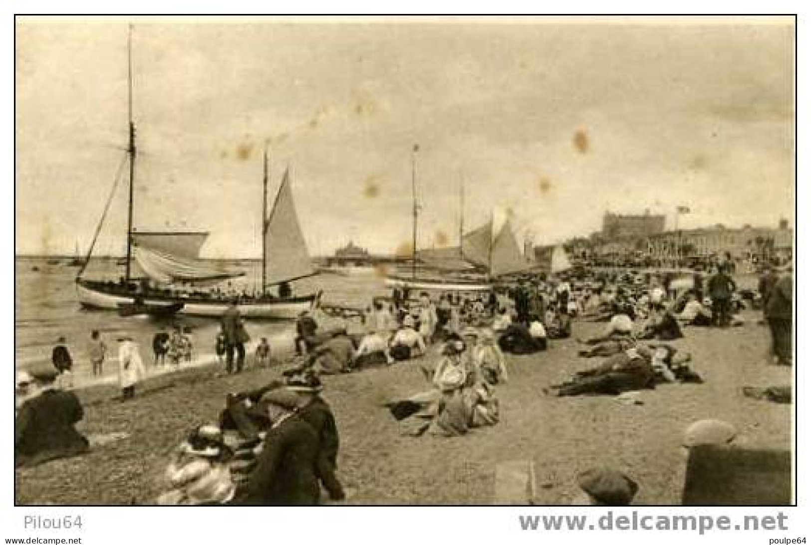 The Beach, Southend - On - Sea - Southend, Westcliff & Leigh