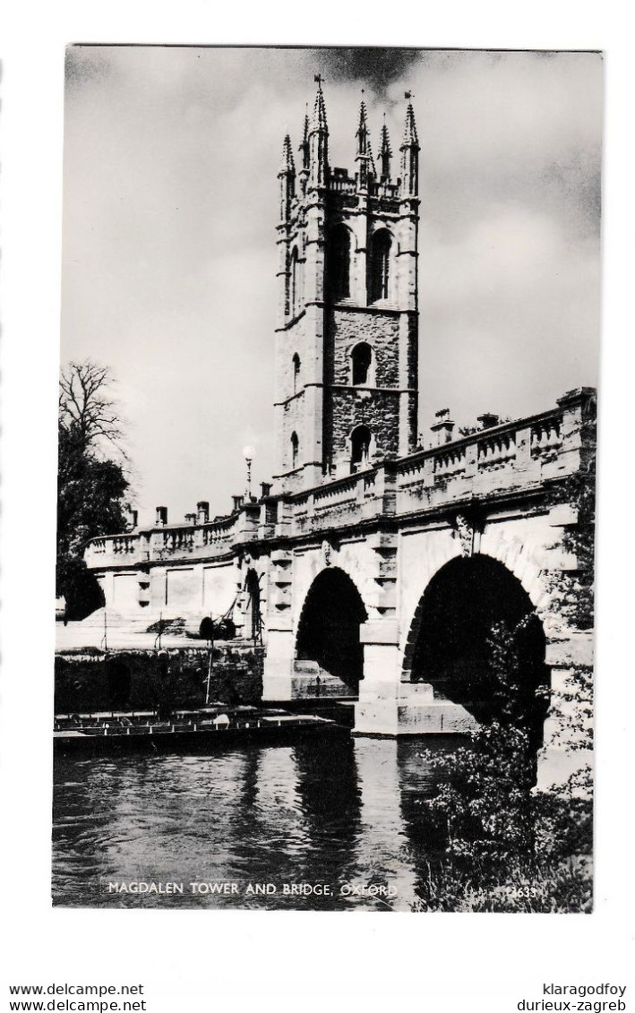 Magdalen Tower And Bridge Oxford Postcard Unused B210710 - Oxford