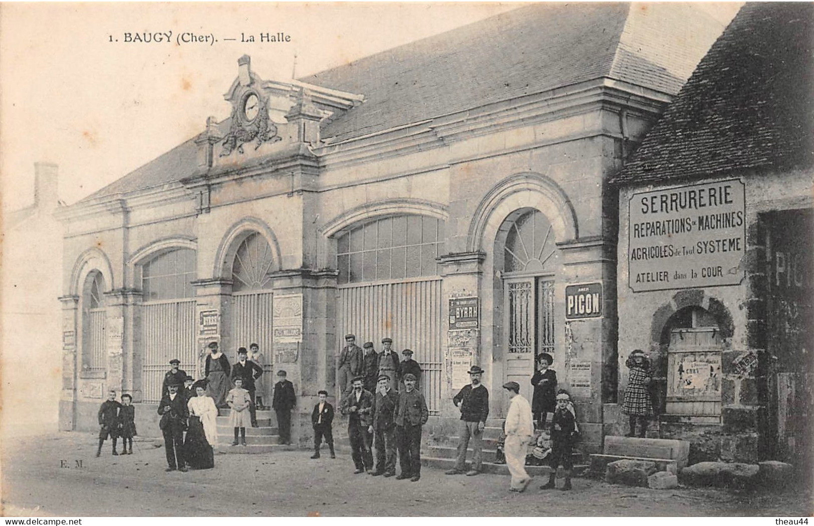 ¤¤   -   BAUGY   -  La Halle   -   Marché     -  ¤¤ - Baugy