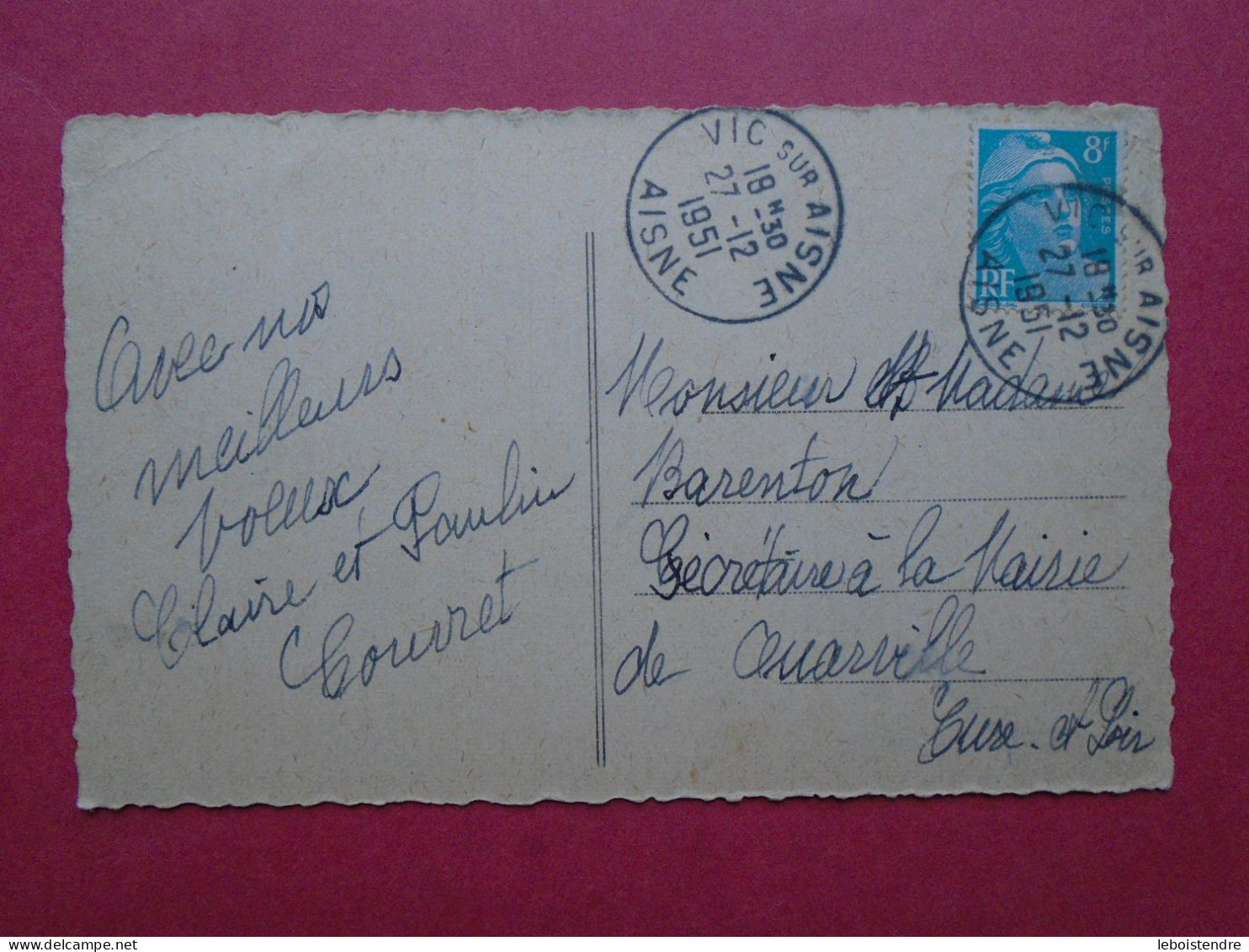 CPSM  VIC SUR AISNE  LA MAIRIE  VOYAGEE 1951 TIMBRE - Vic Sur Aisne