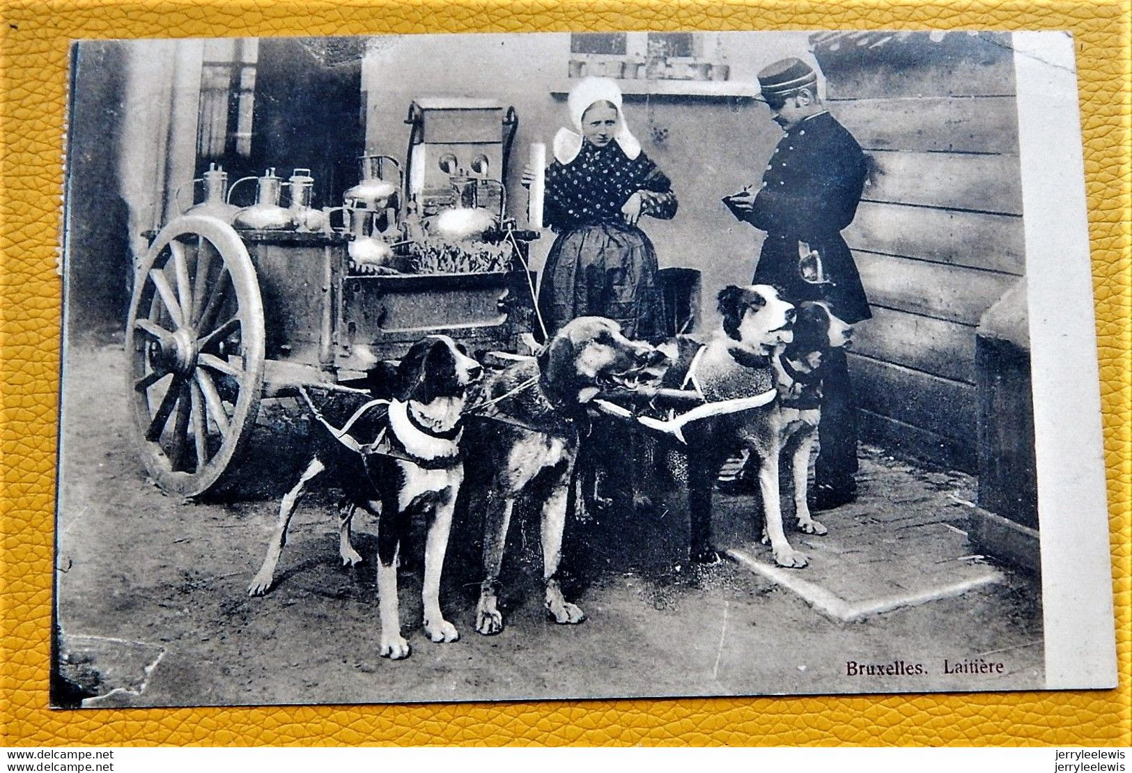 BRUSSEL -  BRUXELLES -       MELKVROUW -   LAITIERE  -  1912 - Old Professions