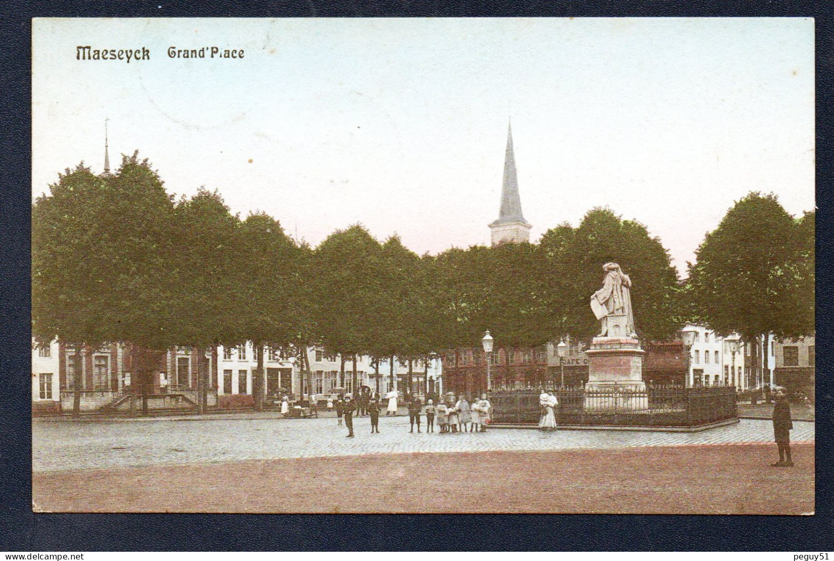 Maaseik (Maeseyck). Grand' Place. Eglise Ste.Catherine. Statue Des Frères Van Eyck( Jan Et Hubert-peintres). Café.1909 - Maaseik