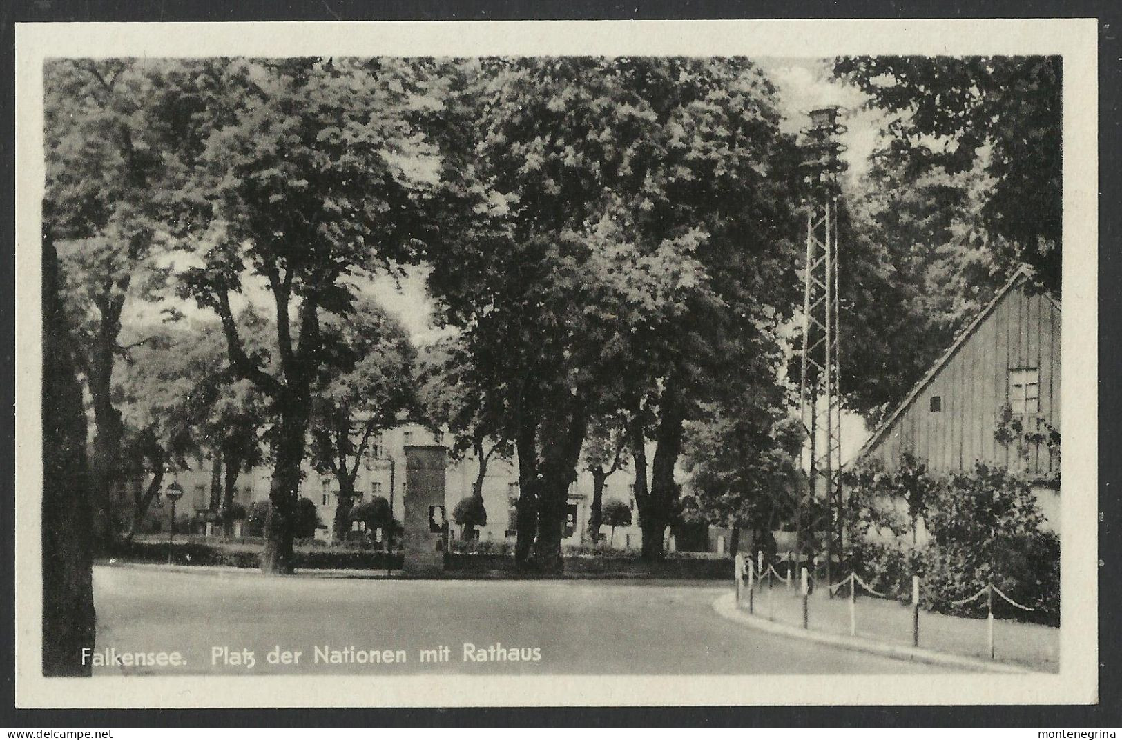 FALKENSEE - Platz Der Nationen Mit Rathaus - Verlag K. Mader - Old Postcard (see Sales Conditions) 09064 - Falkensee