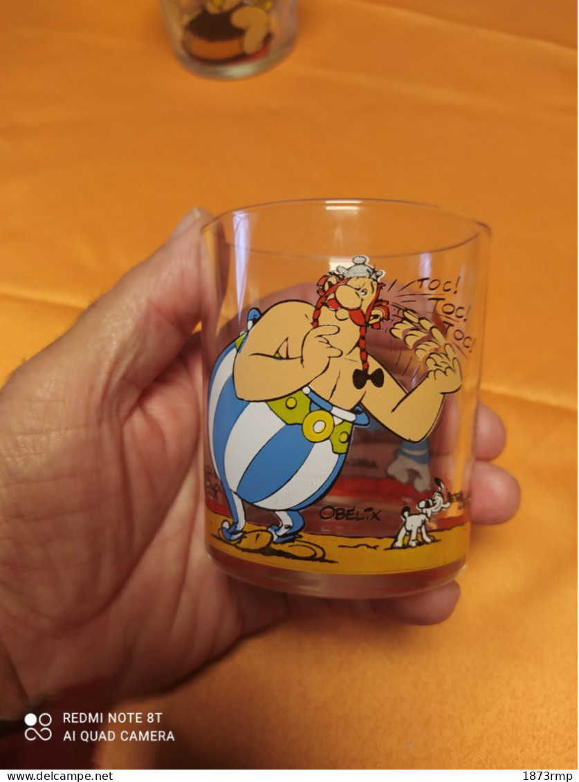 VERRE ASTERIX ET OBELIX, AGECANONIX, GOSCINI UDERZO ® NUTELLA® 1995 - Dishes