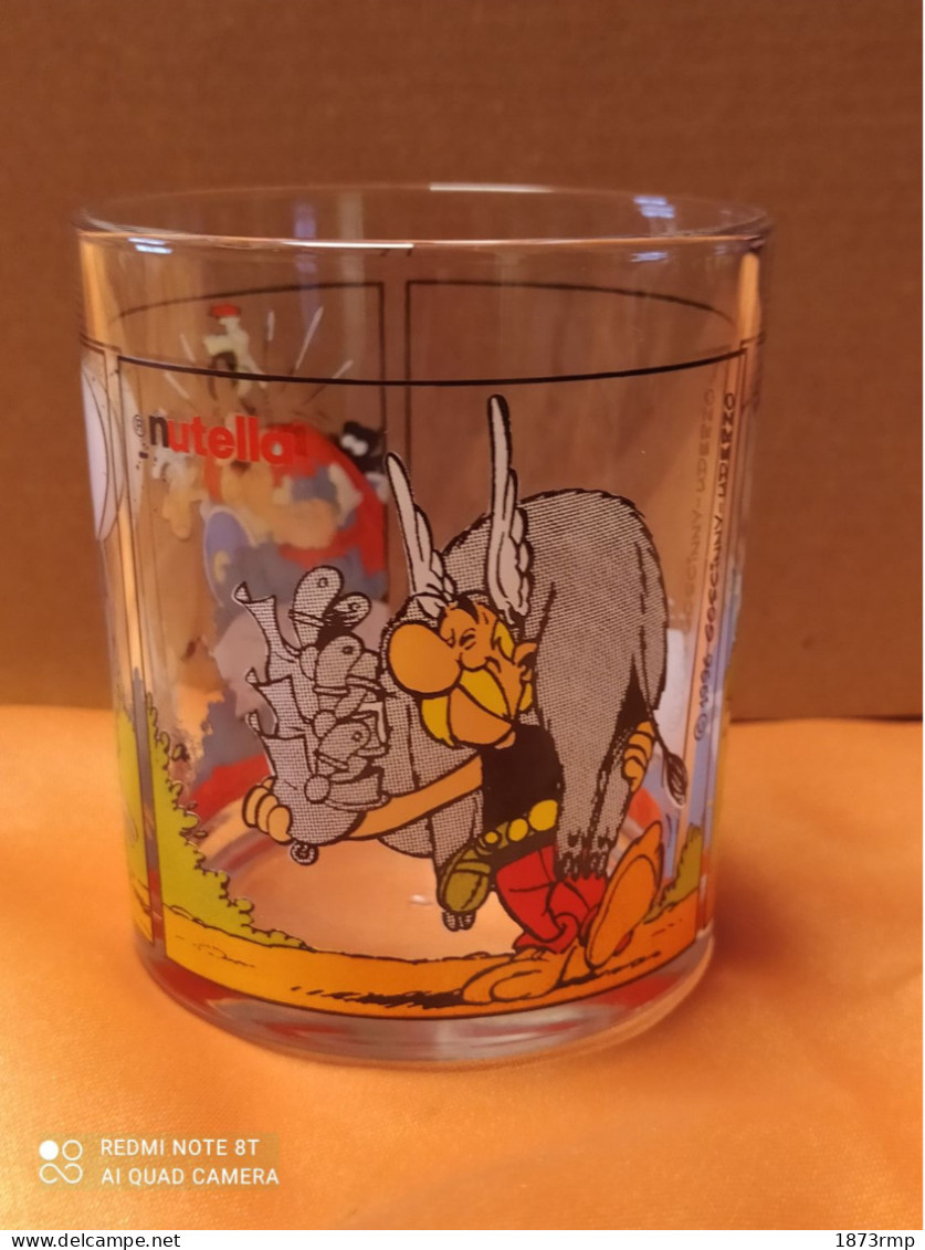 VERRE ASTERIX ET OBELIX, LA CHASSE GOSCINY UDERZO® NUTELLA® 1996 - Dishes