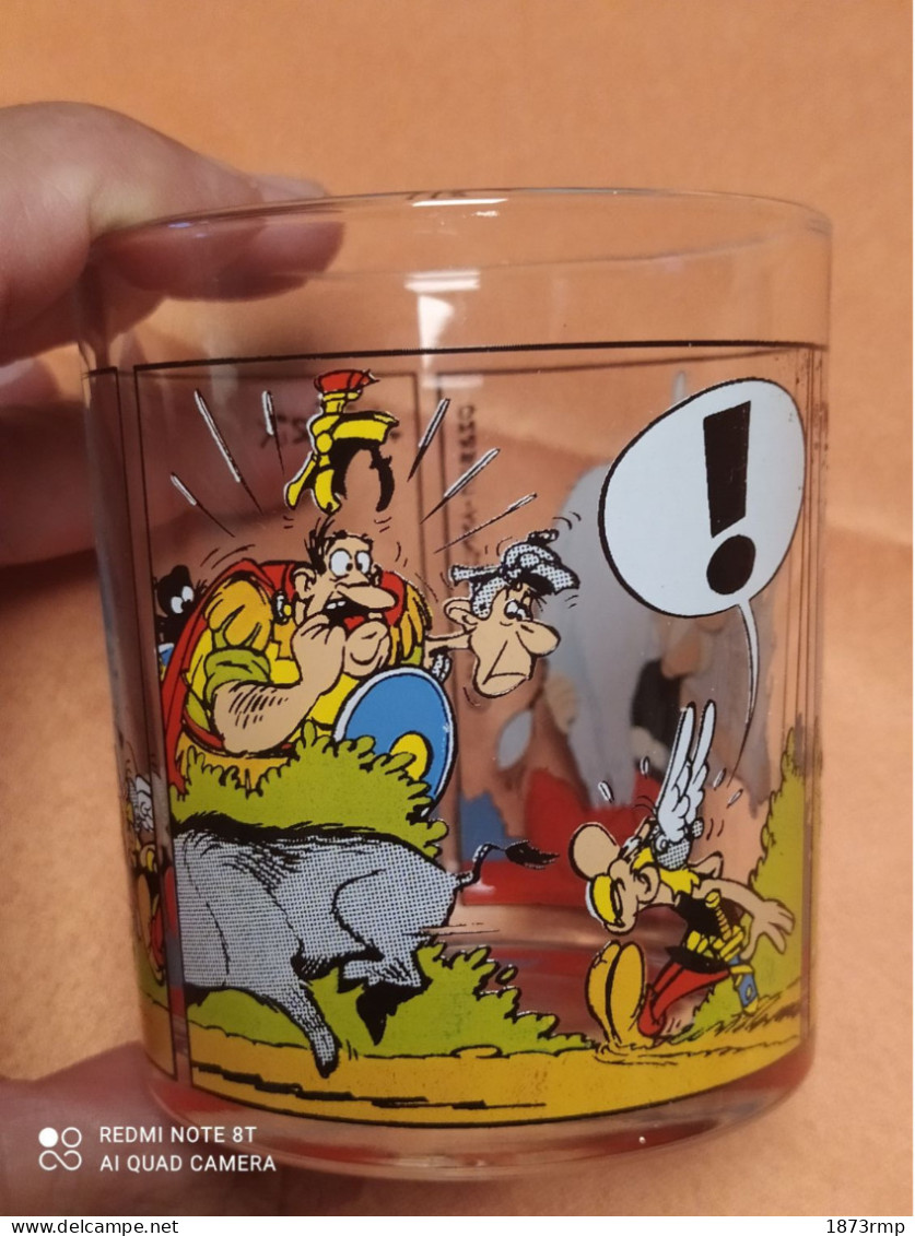 VERRE ASTERIX ET OBELIX, LA CHASSE GOSCINY UDERZO® NUTELLA® 1996 - Dishes