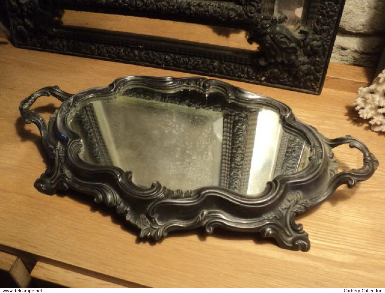 Surtout De Table Miroir En Régule Style Louis XV. - Andere & Zonder Classificatie