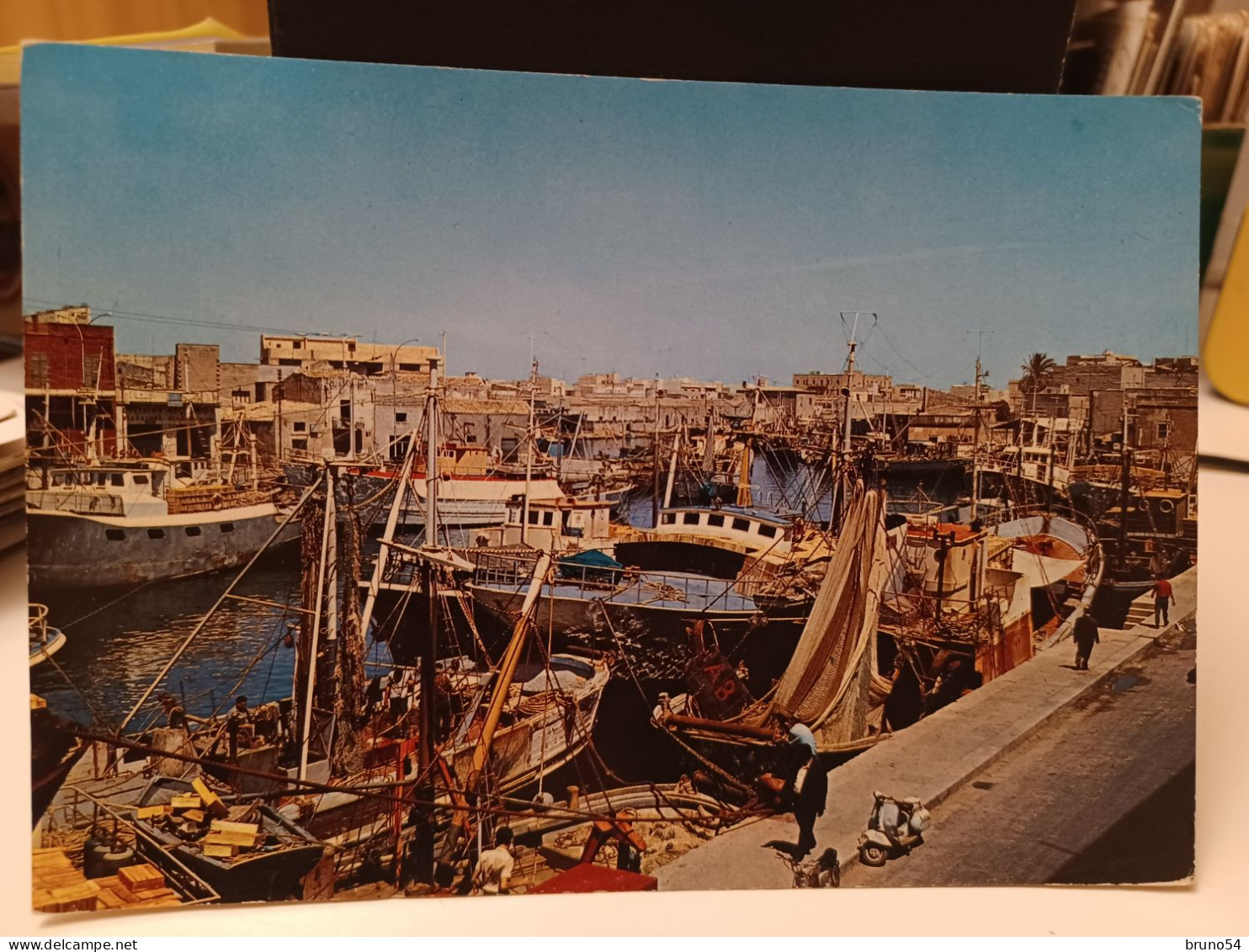 Cartolina Mazara Del Vallo Provincia Trapani ,porto, Pescherecci 1971, Moto Vespa - Mazara Del Vallo