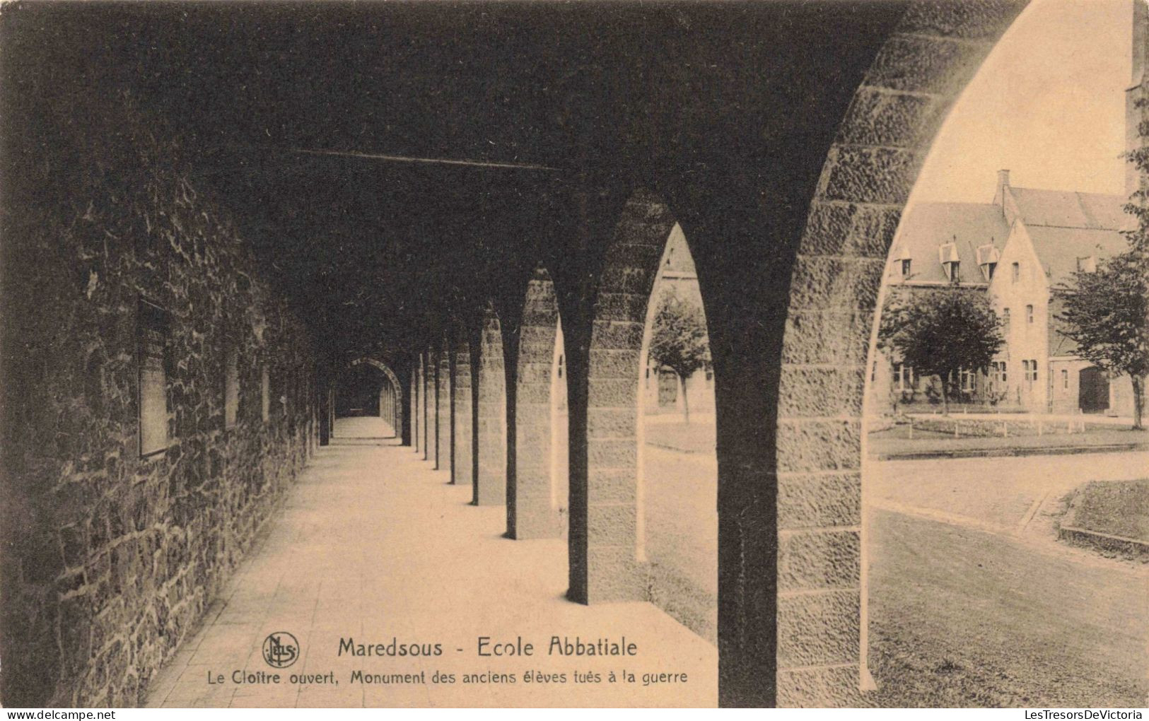 BELGIQUE - Maredsous - École Abbatiale - Le Cloître Ouvert - Carte Postale Ancienne - Anhée