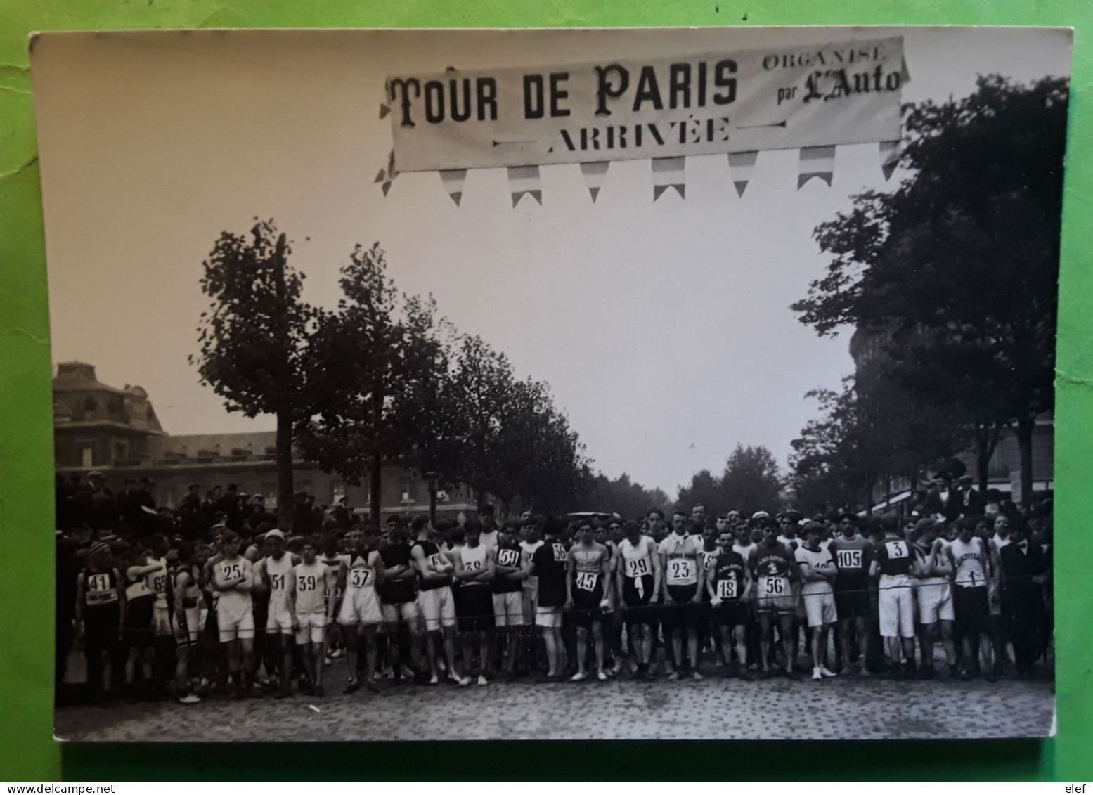TOUR DE PARIS " 1900 "  , Athlétisme  Course , Les Coureurs Au Depart , Organisé Par L' Auto , Photo Desoye , TB - Athlétisme