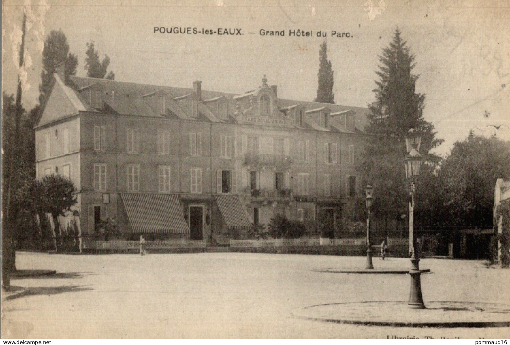 CPA Pougues-les-Eaux Grand Hôtel Du Parc - Hotels & Restaurants