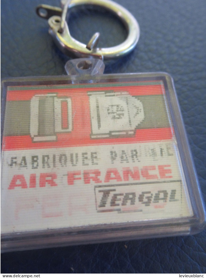 Porte-clé Ancien/Sécurité/ FERODO/Ceinture De Sécurité AIR FRANCE/Tergal  //vers 1960-1970     POC661 - Llaveros