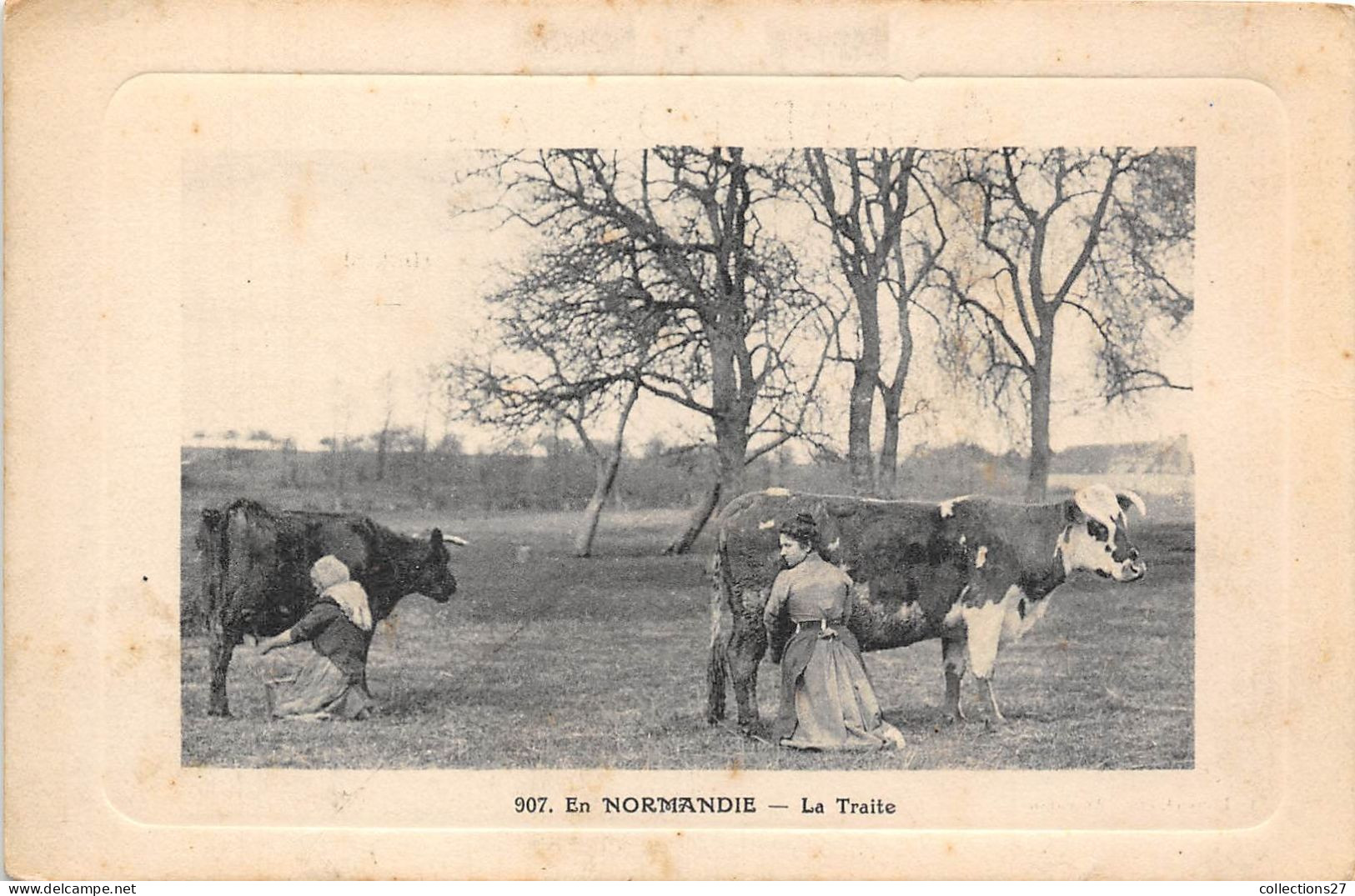 EN NORMANDIE- LA TRAITE - Farms