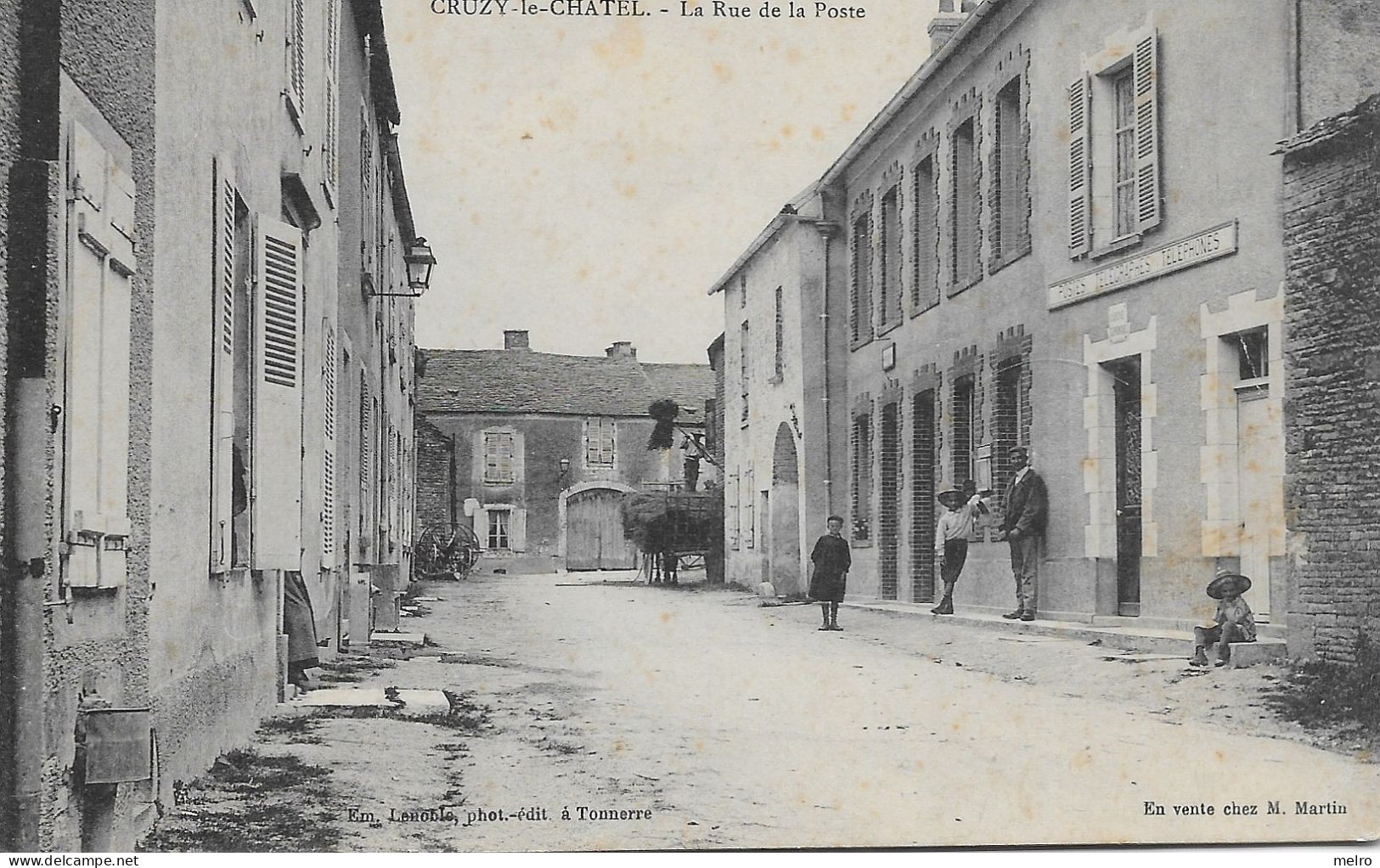 CPA - (89) - Cruzy Le Chatel - La Rue De La Poste  - Animation - Cruzy Le Chatel