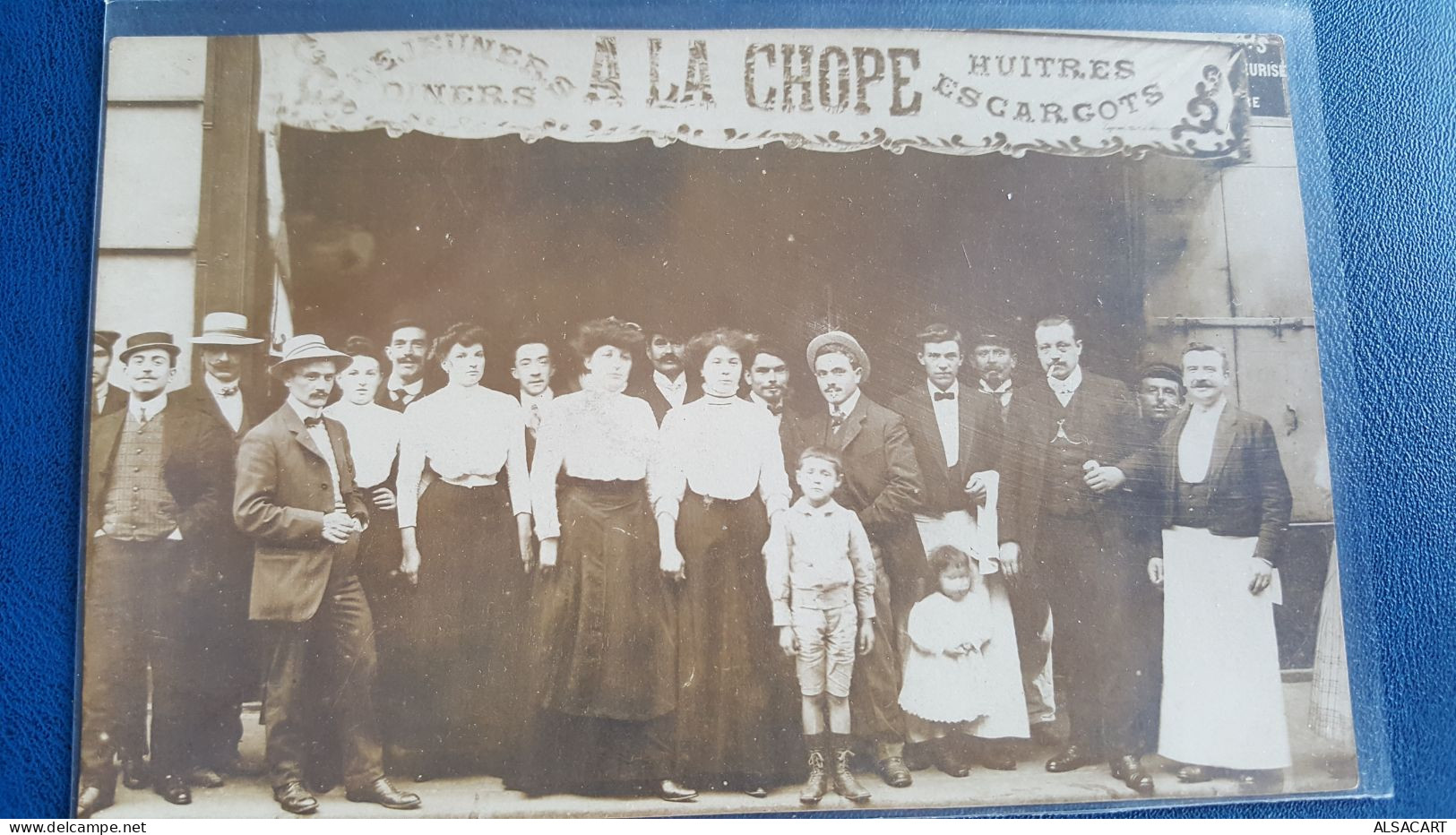 Carte Photo , Restaurant à La Chope , Huitres Escargots , Nom De Rue Identifiable - Ristoranti