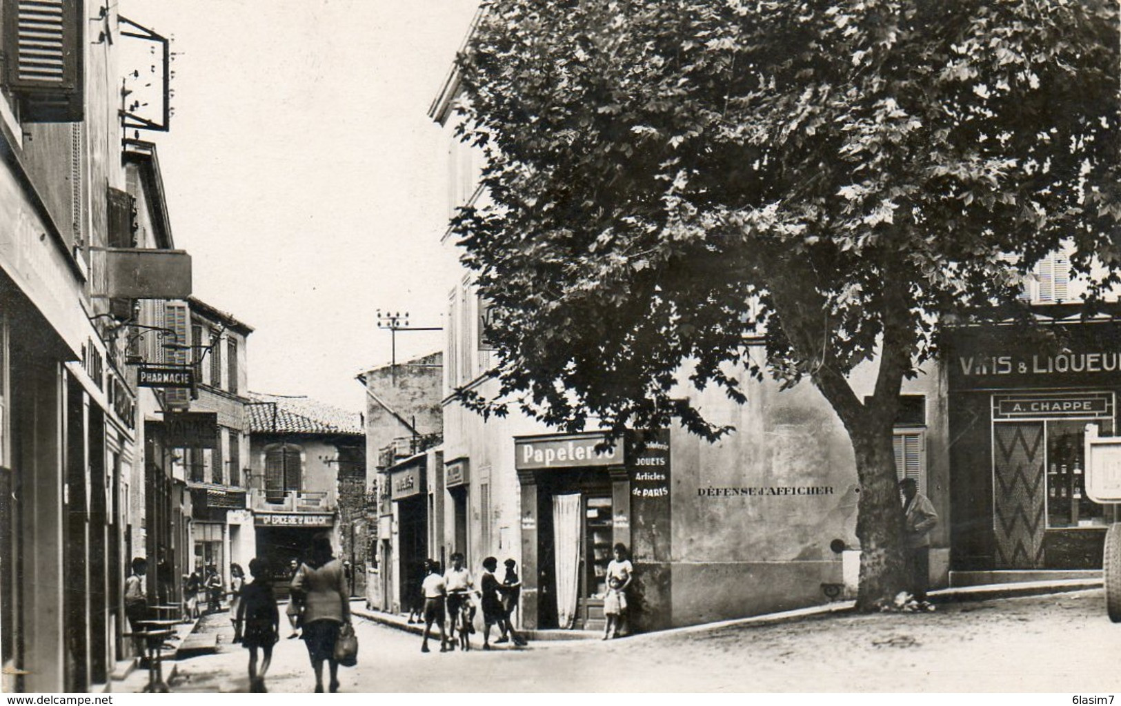 CPA - ALLAUCH (13) - Aspect Des Commerces De La Place Benjamin Chappe Dans Les Années 30 - Allauch