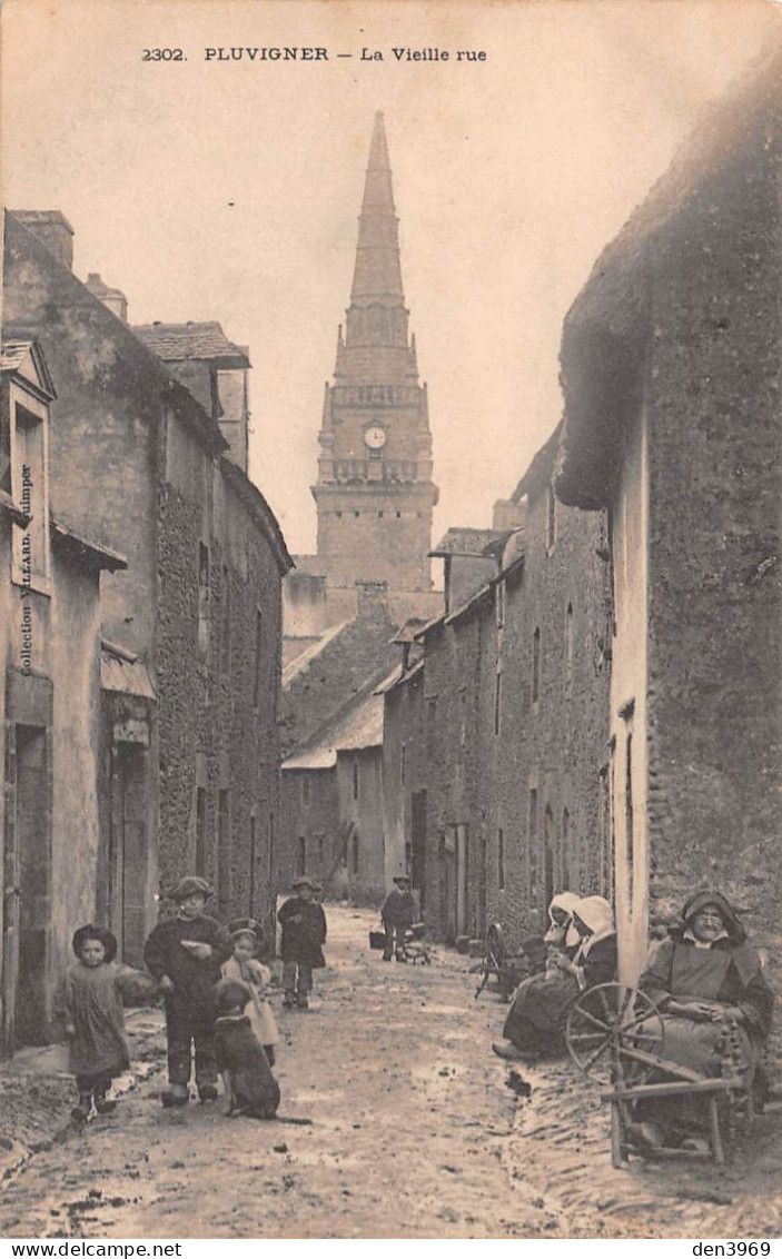 PLUVIGNER (Morbihan) - La Vieille Rue - Fileuse Et Son Rouet - Précurseur - Pluvigner