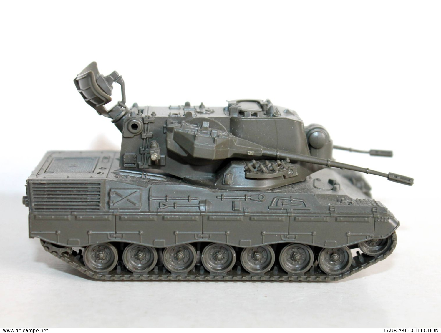 ROCO MINITANKS 1/87 HO Z-270 FLAKPANZER ANTI-AIRCRAFT 1BW LEOPARD, GEPARD, CHAR TANK MODELE REDUIT MILITAIRE (1712.39.1) - Tanks