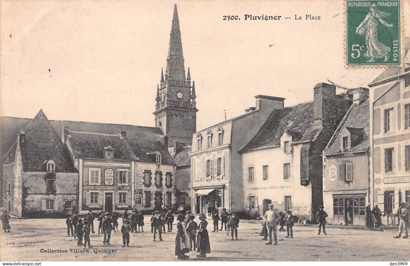 PLUVIGNER (Morbihan) - La Place - Voyagé (2 Scans) Maurette, 33 Rue Des 3 Frères, Paris 18e - Pluvigner