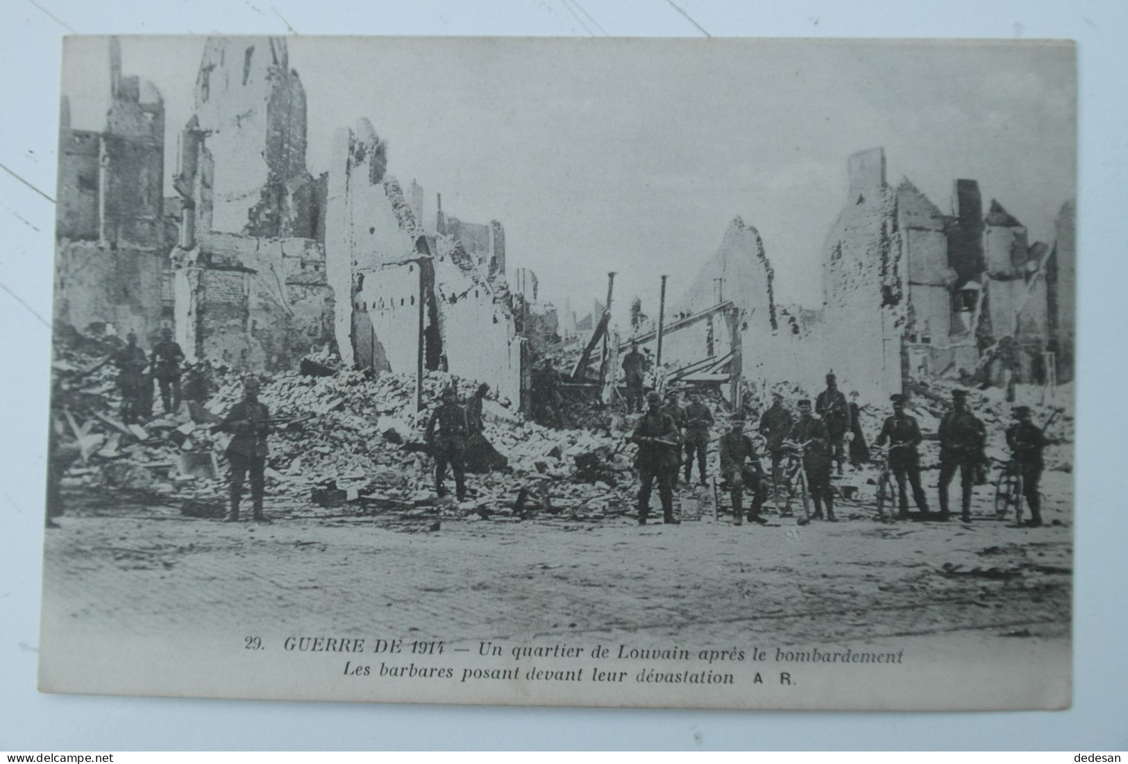 Cpa Guerre 1914 Un Quartier De Louvain Après Le Bombardement Les Barbares - NOU35 - Ottignies-Louvain-la-Neuve