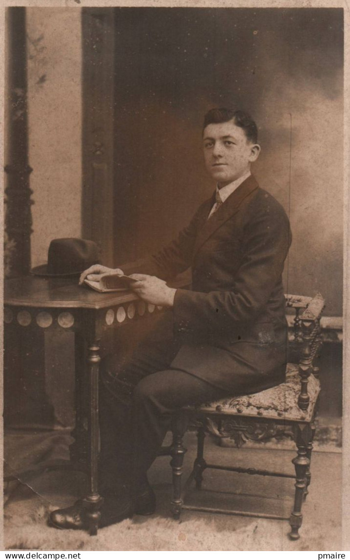 CPA Photo 28 Jouy 1912 Rodolphe LEVY 18 Ans - Jouy