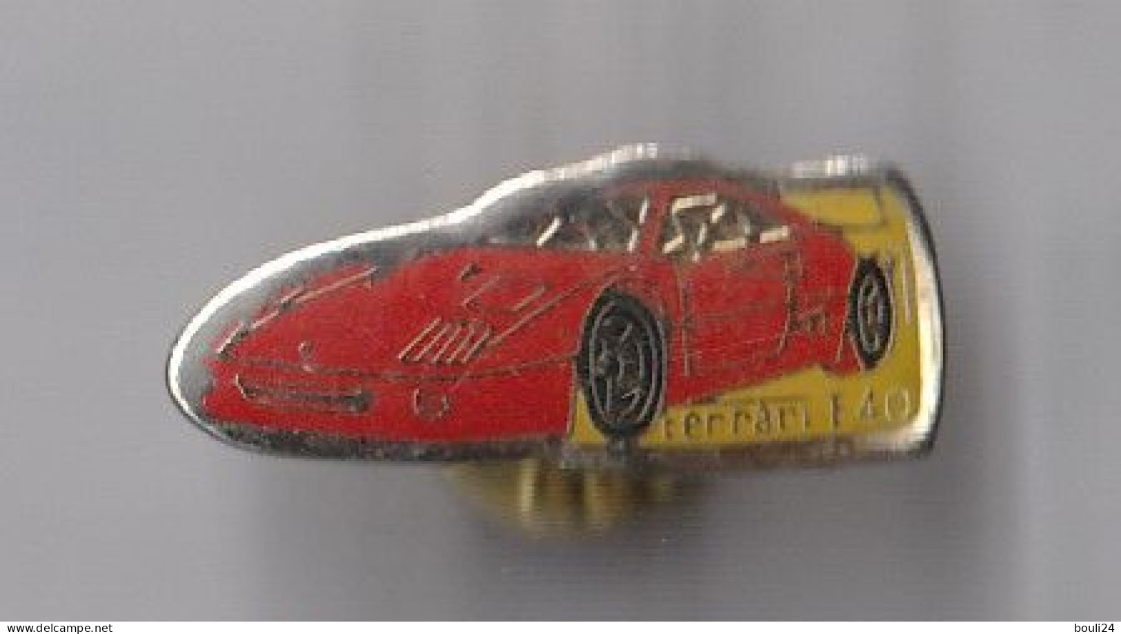 PIN'S    THEME  AUTOMOBILE  FERRARI  F 40 - Ferrari