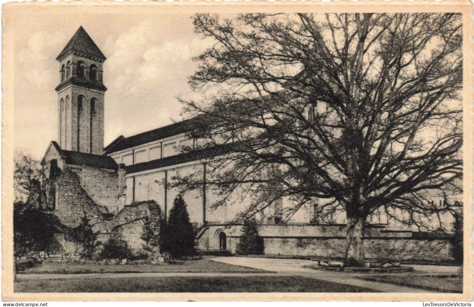 BELGIQUE - Florenville - Abbaye ND D'Orval - Vue Sur La Basilique - Carte Postale Ancienne - Florenville