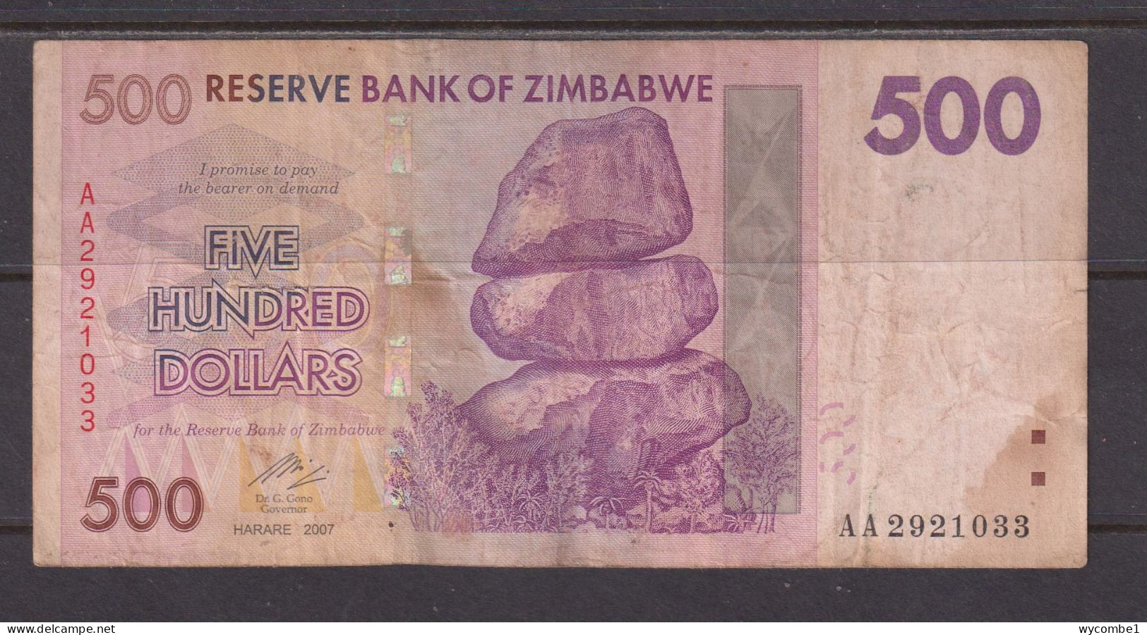 ZIMBABWE - 2007 500 Dollars Circulated Banknote As Scans - Zimbabwe