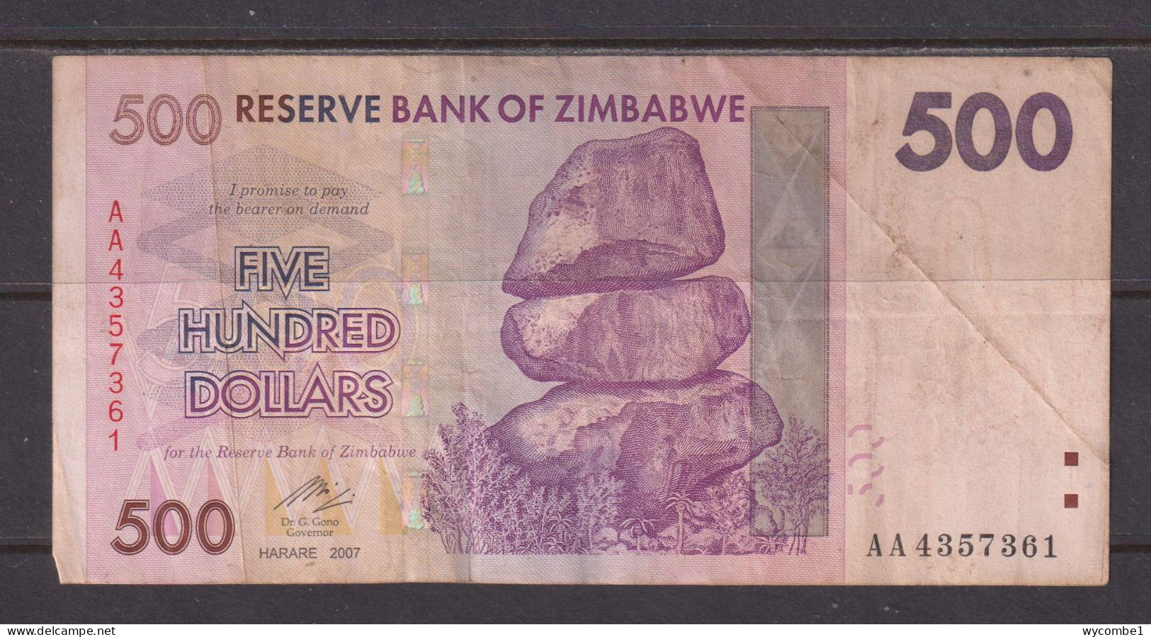 ZIMBABWE - 2007 500 Dollars Circulated Banknote As Scans - Zimbabwe