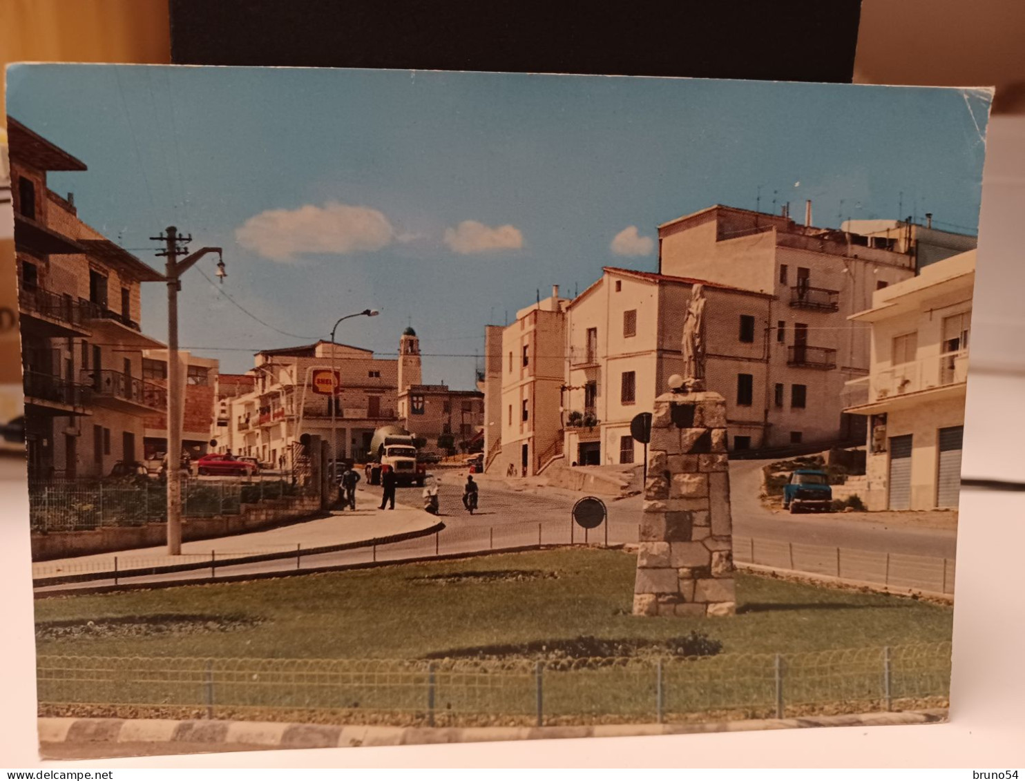 2 Cartoline Policoro Provincia Matera ,piazza Eraclea E Veduta Parziale,benzinaio Shell,anni 70 - Matera
