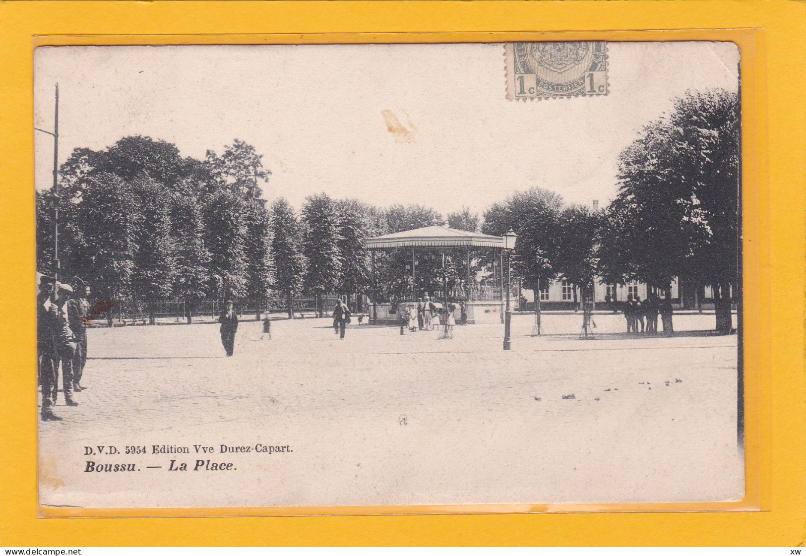 BELGIQUE - HAINAUT - BOUSSU - La Place  - Animation - A 5883/84 - Boussu