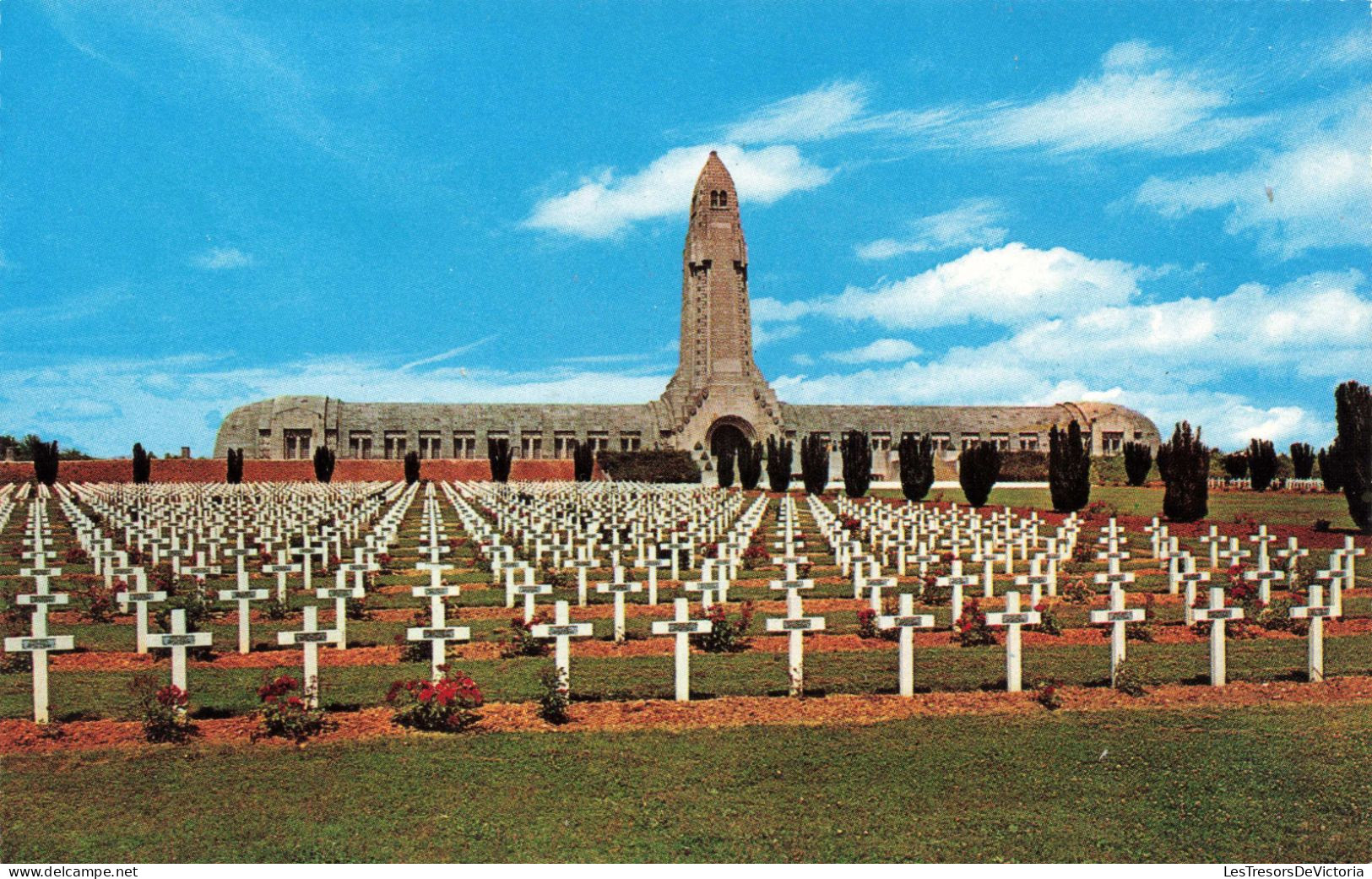 FRANCE - Verdun - Douaumont - Ossuaire Et Cimetière De Douaumont - Colorisé - Carte Postale - Verdun