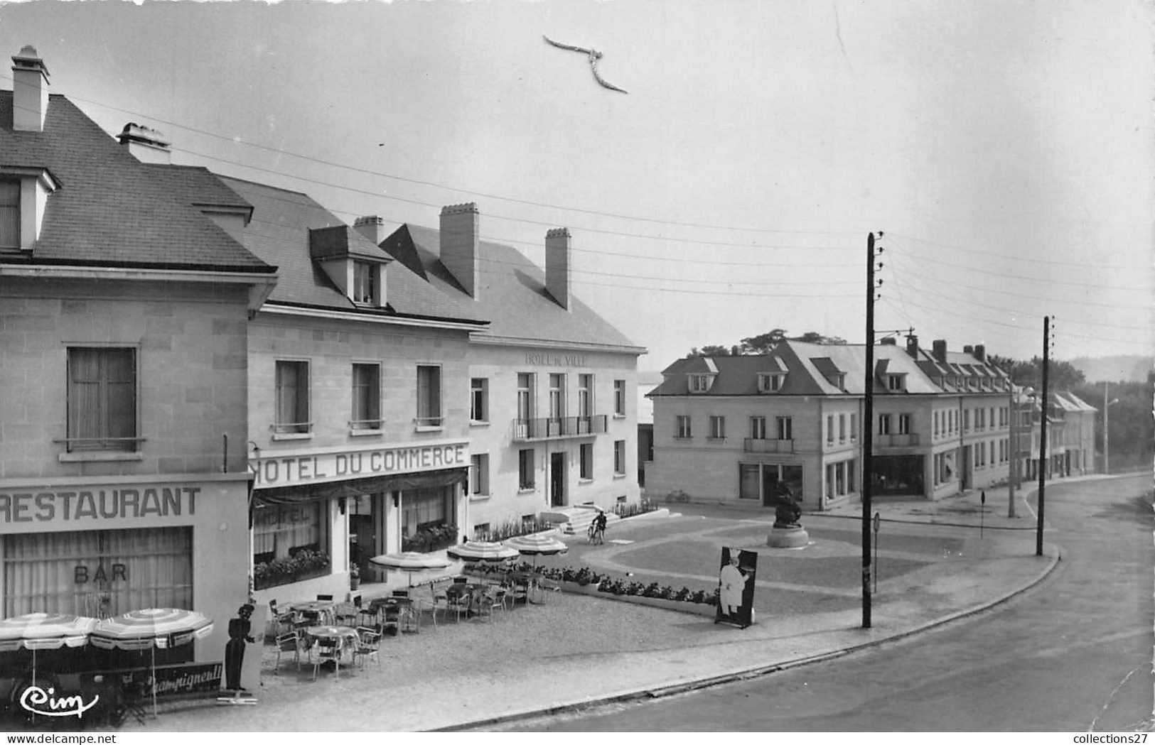 60-BRETEUIL-SUR-NOYE- MAIRIE ET RUE DE PARIS - Breteuil