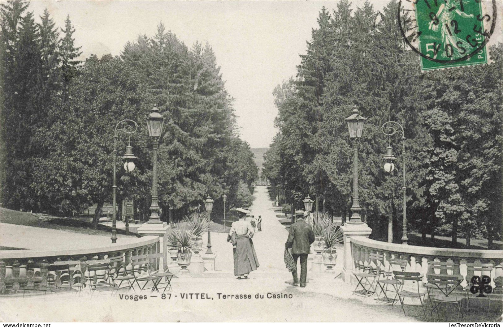 FRANCE - Vittel - Terrasse Du Casino - Carte Postale Ancienne - Vittel