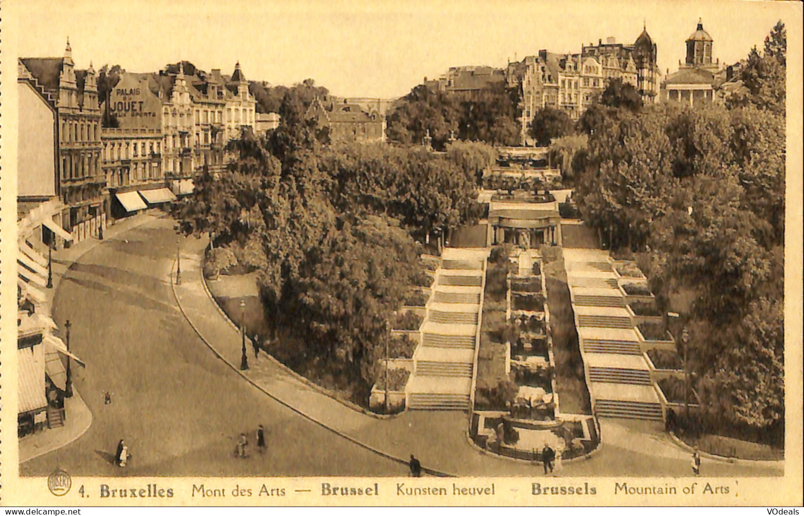 Belgique - Bruxelles - Mont Des Arts - Marktpleinen, Pleinen