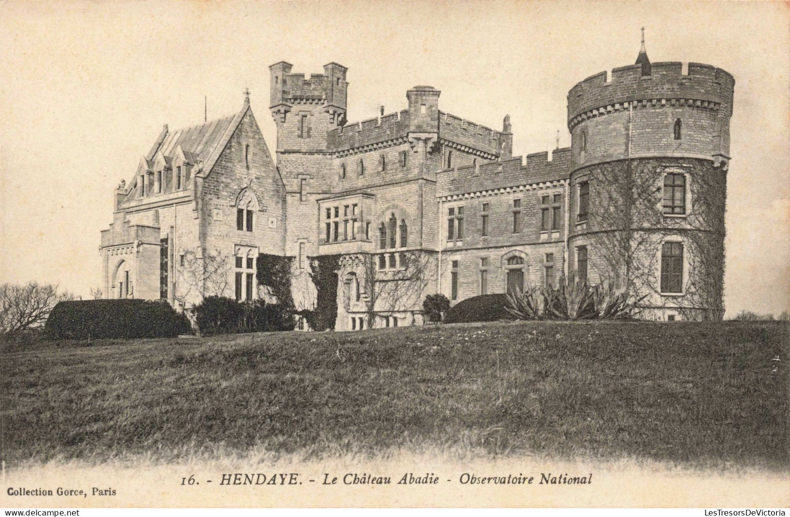 FRANCE - Hendaye - Le Château Abadie - Observatoire National - Carte Postale Ancienne - Hendaye