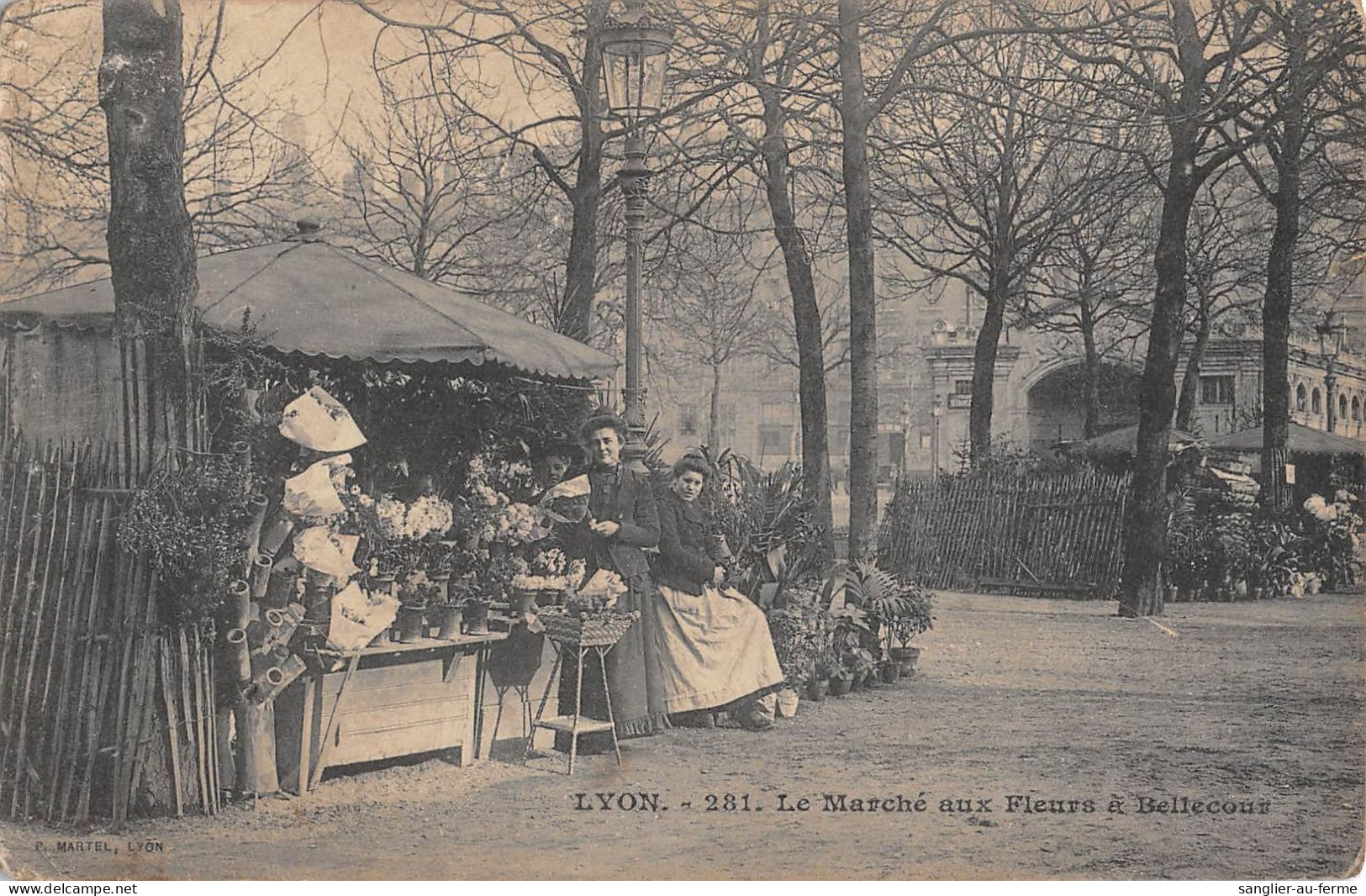 CPA 69 LYON / MARCHE AUX FLEURS A BELLECOUR - Altri & Non Classificati