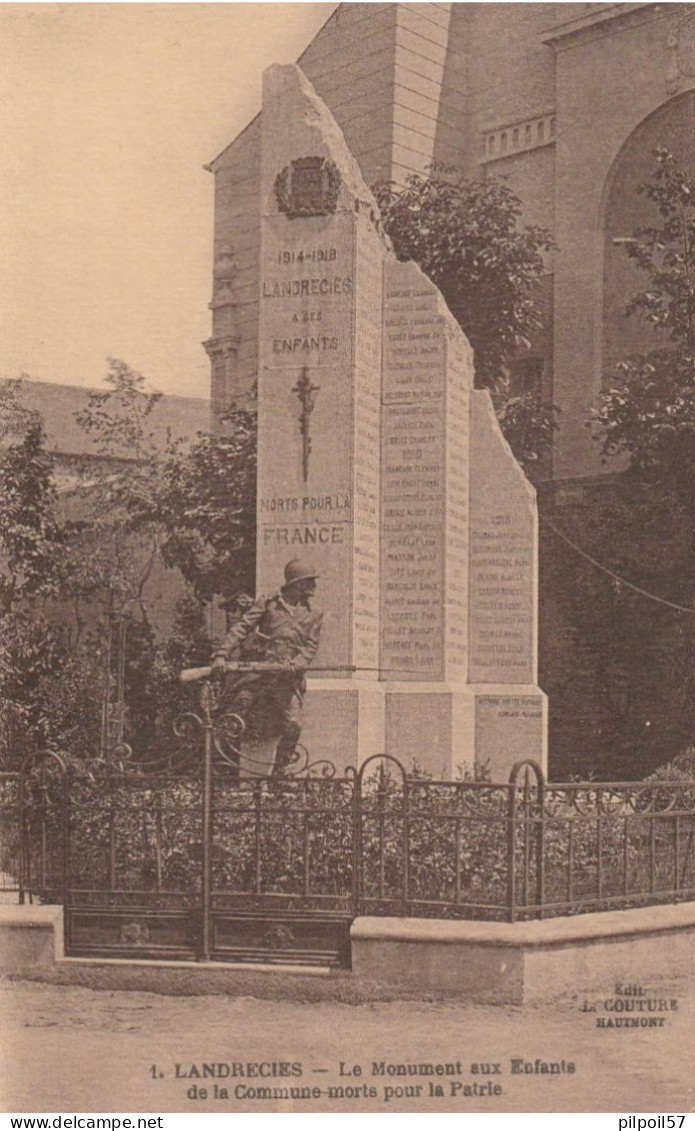 59 - LANDRECIES - Le Monument Aux Enfants De La Commune Morts Pour La Patrie - Landrecies